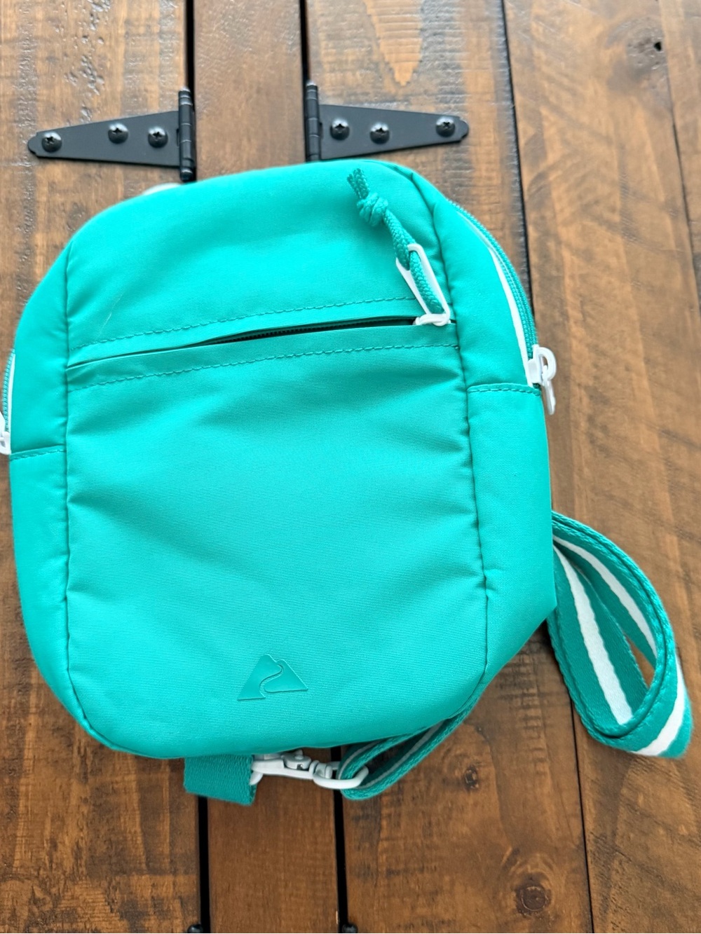 Ozark Trail 2 Liter Teal Green Crossbody Bag – Casual Everyday Sling